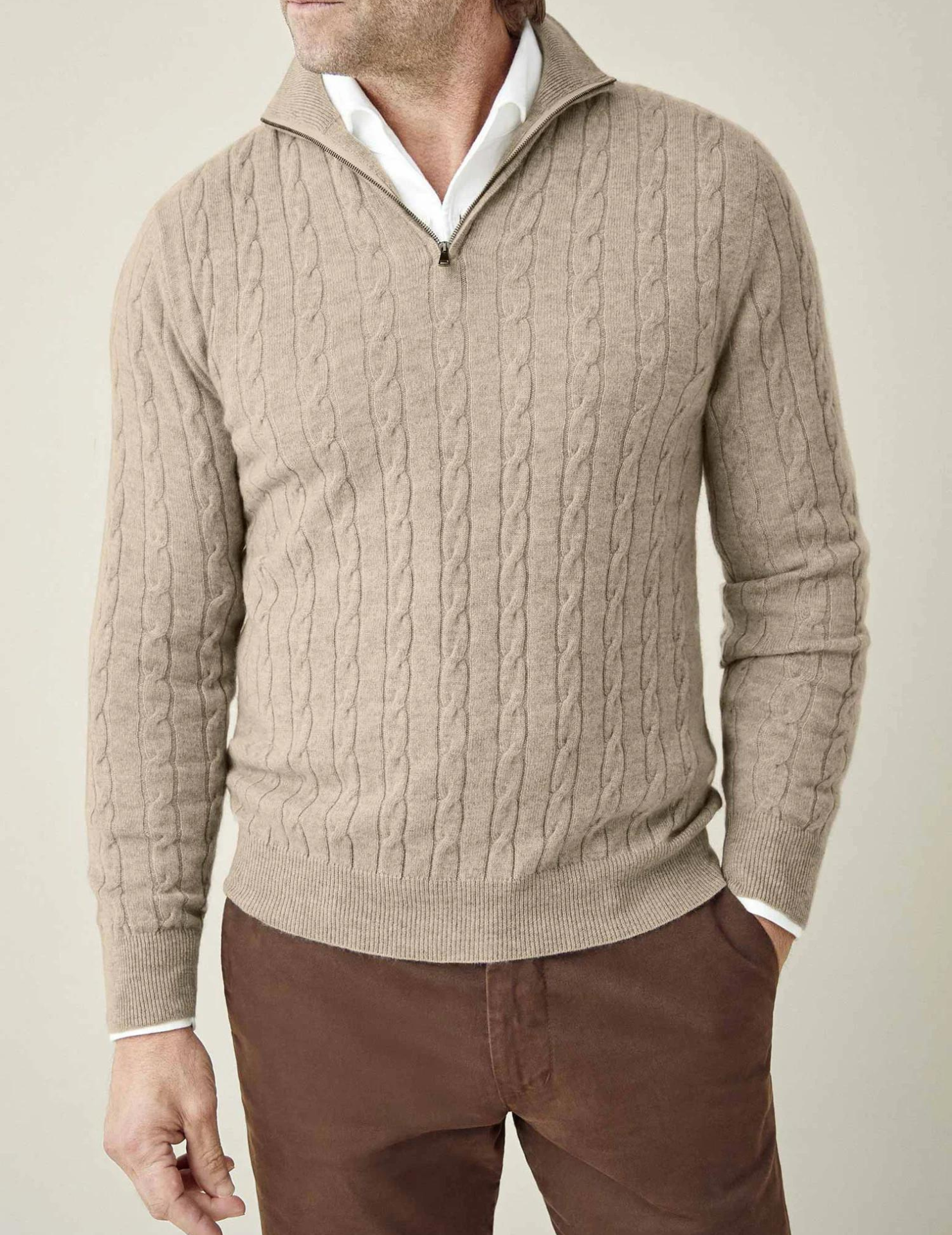 Sweter z zamkiem błyskawicznym