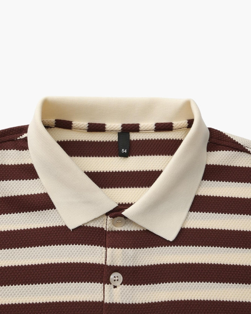 Koszulka polo z prążkowanej dzianiny z paskami w stylu retro i kontrastowym kołnierzykiem