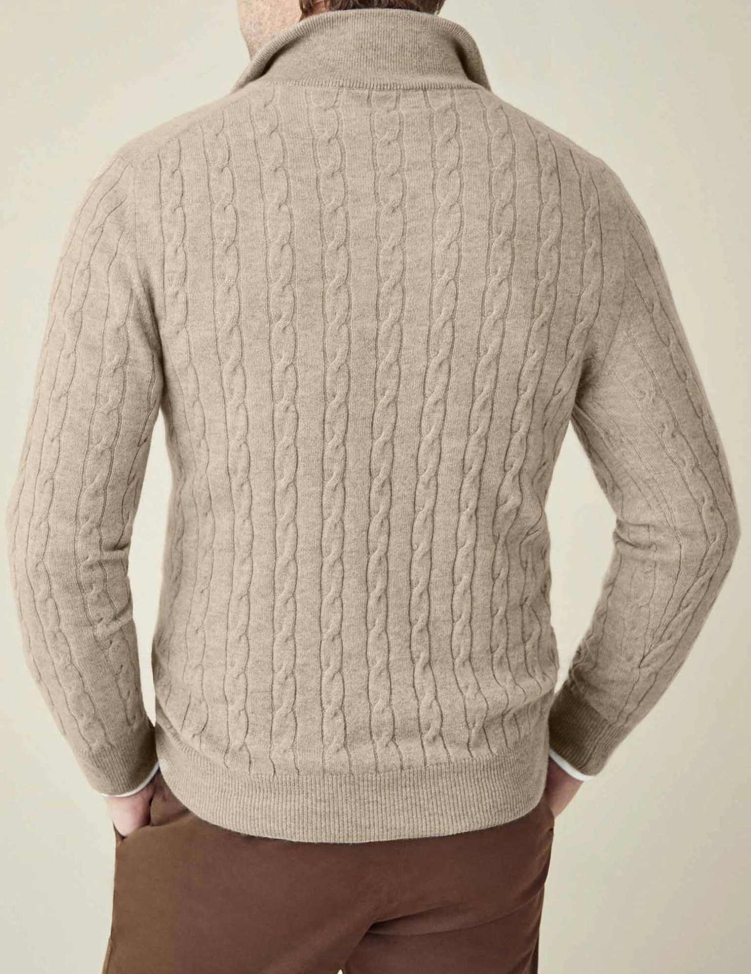 Sweter z zamkiem błyskawicznym w splocie kablowym dla mężczyzn