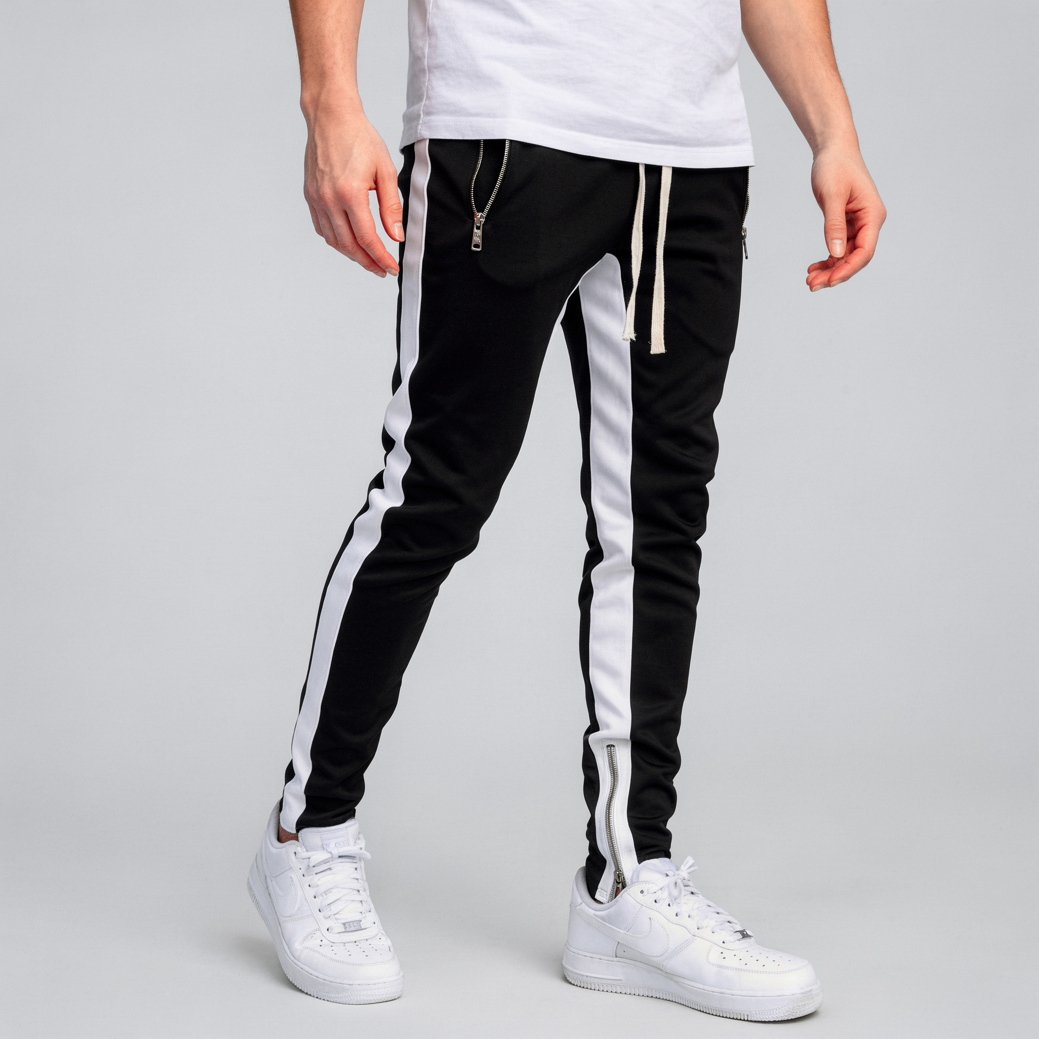 Noirski | Stylowe joggersy w kontrastowe paski