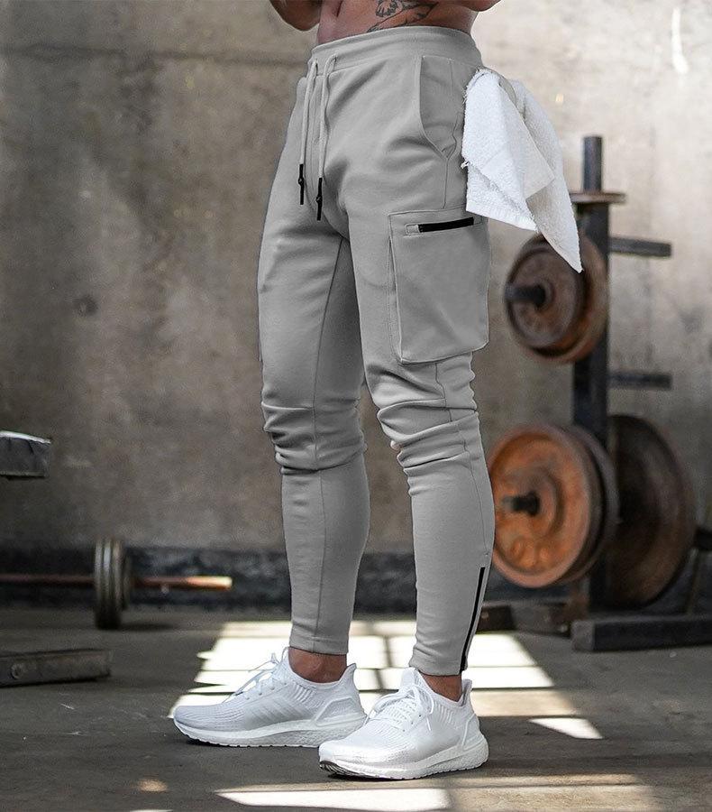 Lekkie, zwężane spodnie joggery z kieszeniami cargo dla mężczyzn