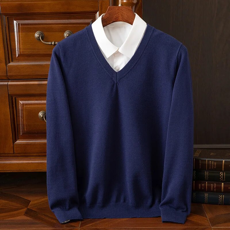 Sweter kaszmirowy męski w serek, elegancki i ciepły na zimę - dzianinowy do koszuli - Granatowy