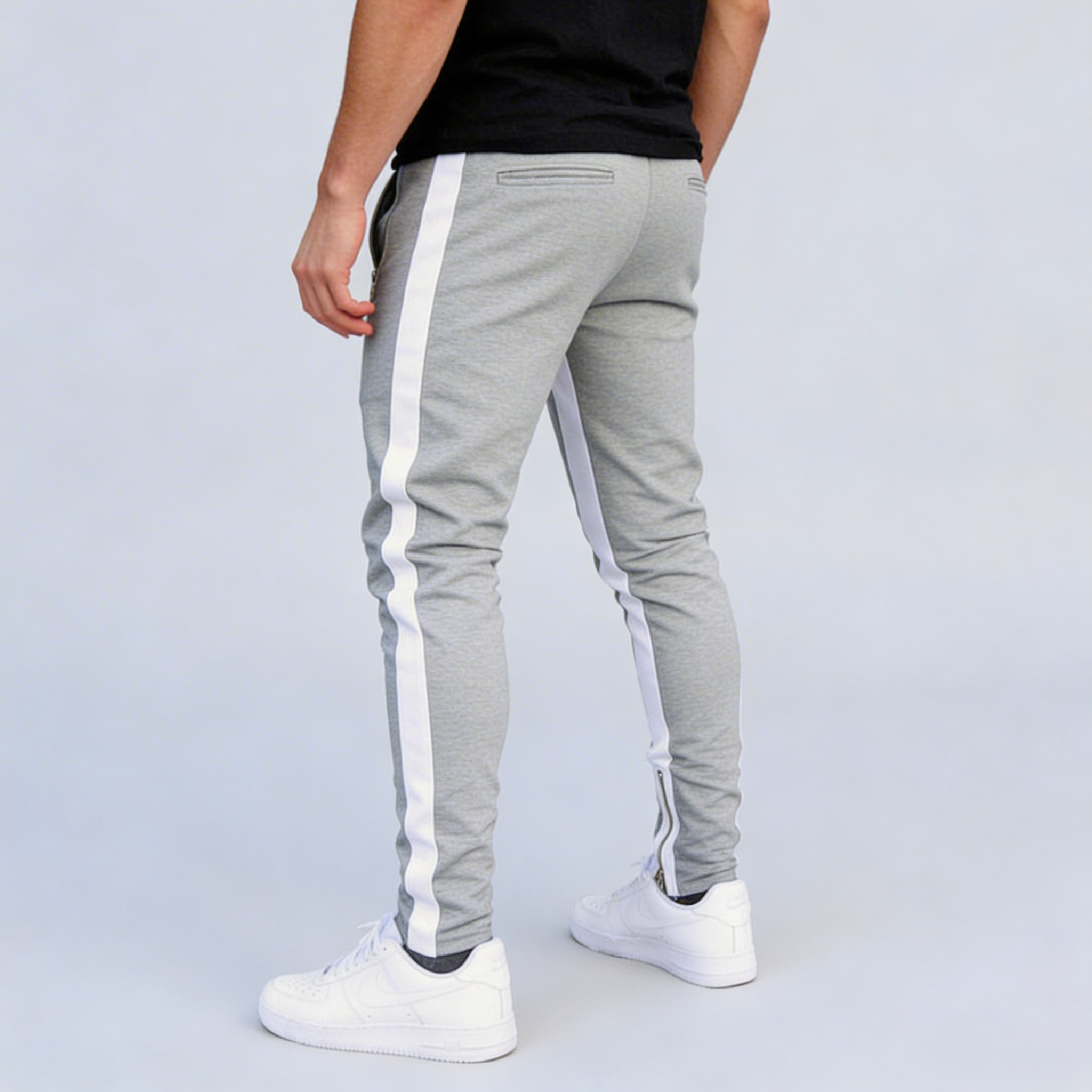 Noirski | Stylowe joggersy w kontrastowe paski