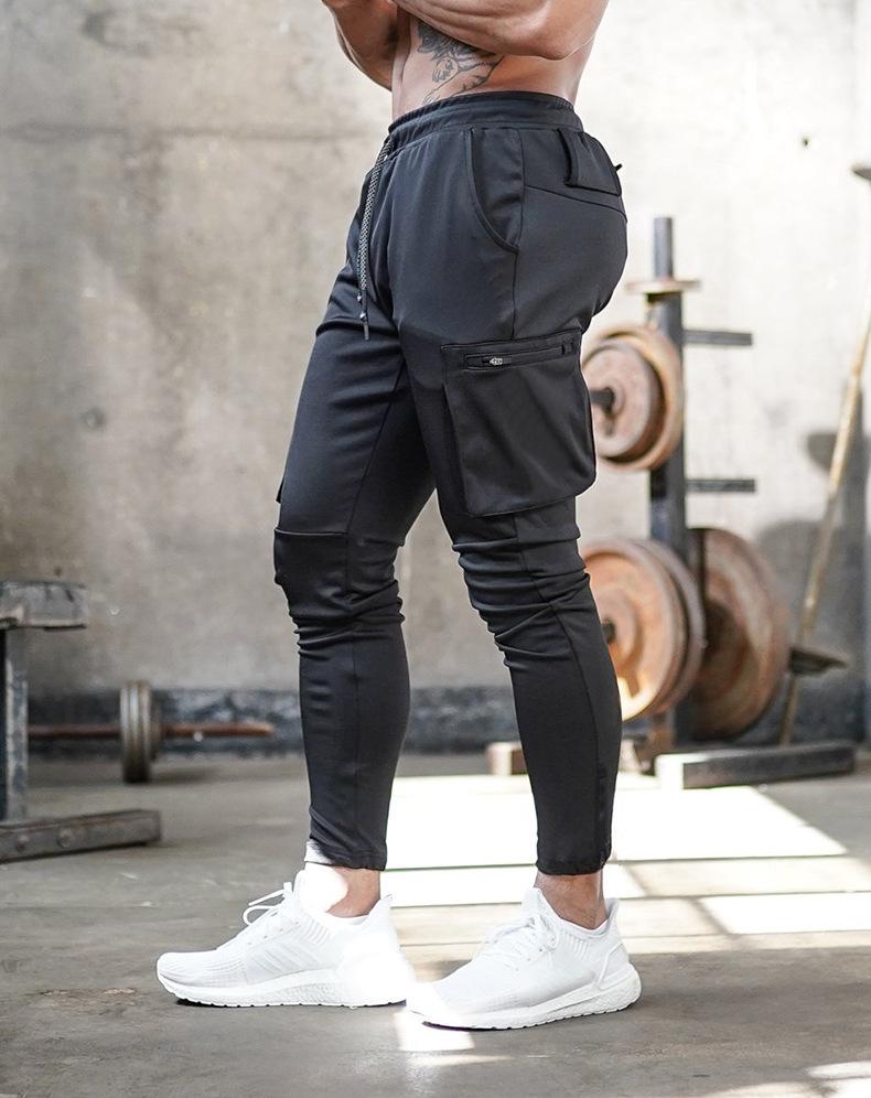 Lekkie, zwężane spodnie joggery z kieszeniami cargo dla mężczyzn