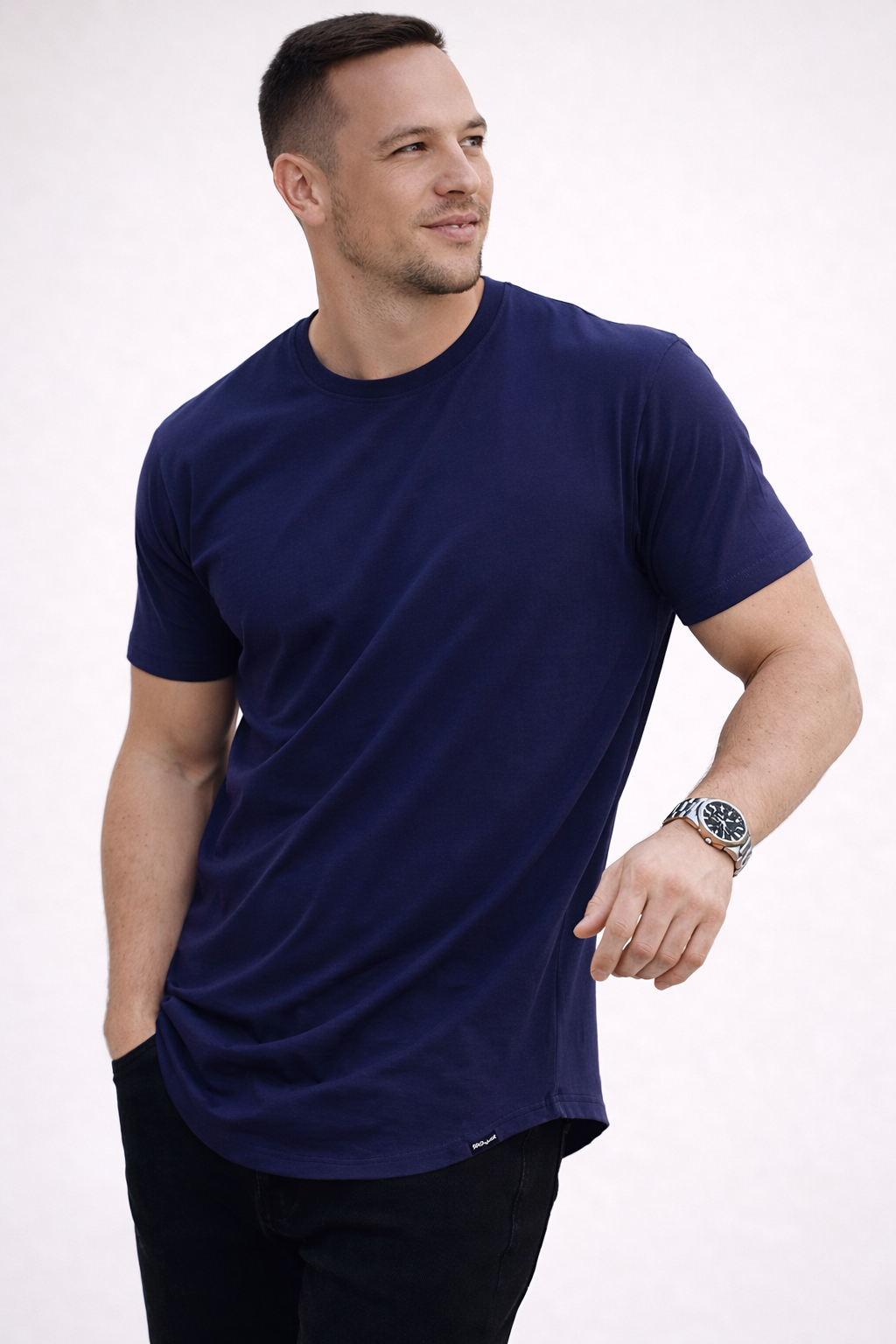 Koszulka męska bawełniana z krótkim rękawem, slim fit i gładka - t-shirt basic na co dzień i na lato - Granatowy